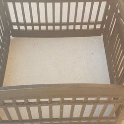 Puppy Play Pen Hardly Used Like New Slide Resistance!