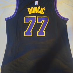 Los Angeles Lakers Luka Doncic black Jersey