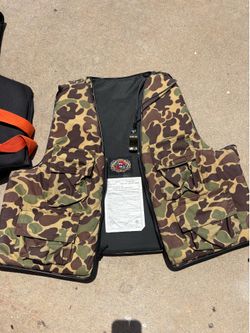 Adult size L/XL life jacket