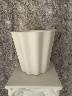 White and green plastic containers