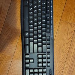 Logi Bluetooth Keyboard 