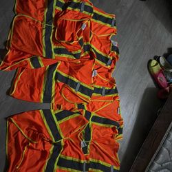 12 Orange safety work vests