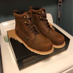 Red Wings Waterproof Work Boots Steel Toe Size 8  Available New In Box 