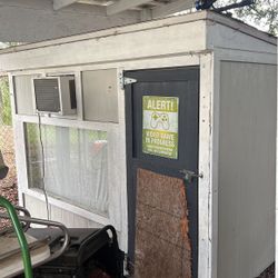 Dog  House 4x8 6’ Tall  With Air Condition 