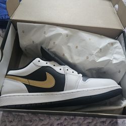 jordan 1 Lows Brand New 