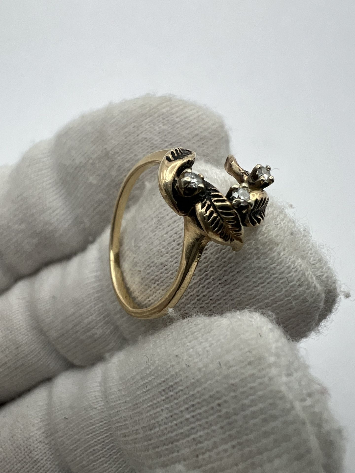 14k Gold Ring With Diamonds