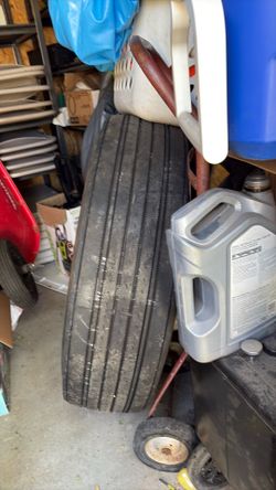 Semi truck tire
