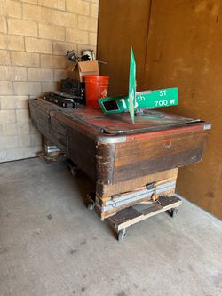 Free pool table
