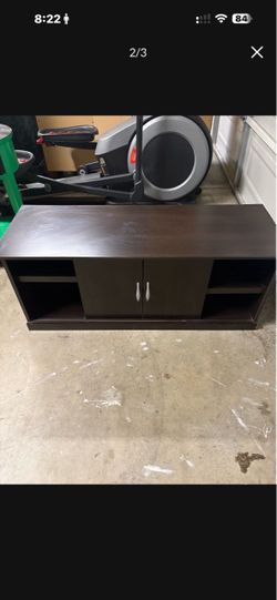 Black TV stand/cabinet