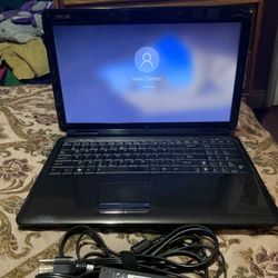 Asus (K50IJ) 2.1 GHz Intel Core 2 Duo Laptop