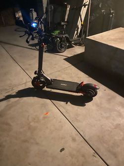 Electric scooter