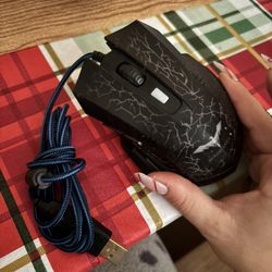 LOW PRICE MOVING- GAMING MOUSE 
