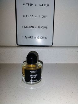 Safran noir cologne