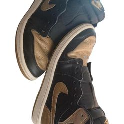 Kids Air Jordan 1 - Gold/Black Leather - Size 2Y