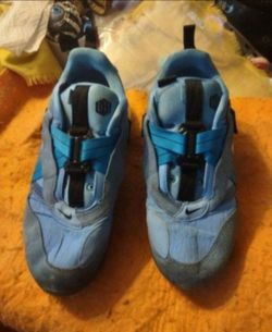 Rare collectible hard to find Nike air 720S good shape