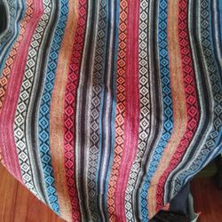 2 Boho Seat Covers. 1 Steering Wheel Cover. 1 Windshield Visor