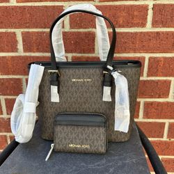 Michael Kors Purse And Wallet 