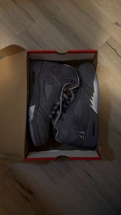 Air Jordan 5 Retro Sneakers size 11.5
