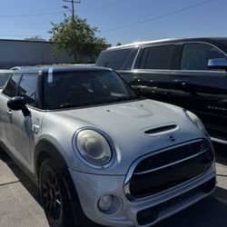 2015 MINI Hardtop 4 Door Cooper S Cooper S 4dr Hatchback Price $7,000 Mileage 116,391