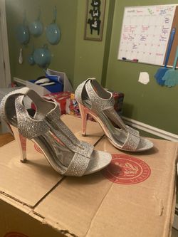 Brand New Shoes Never Worn Size 5 1/2-6