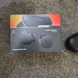 Bose QuietComfort Earbuds, Wireless Noise Cancelling Earbuds, Black