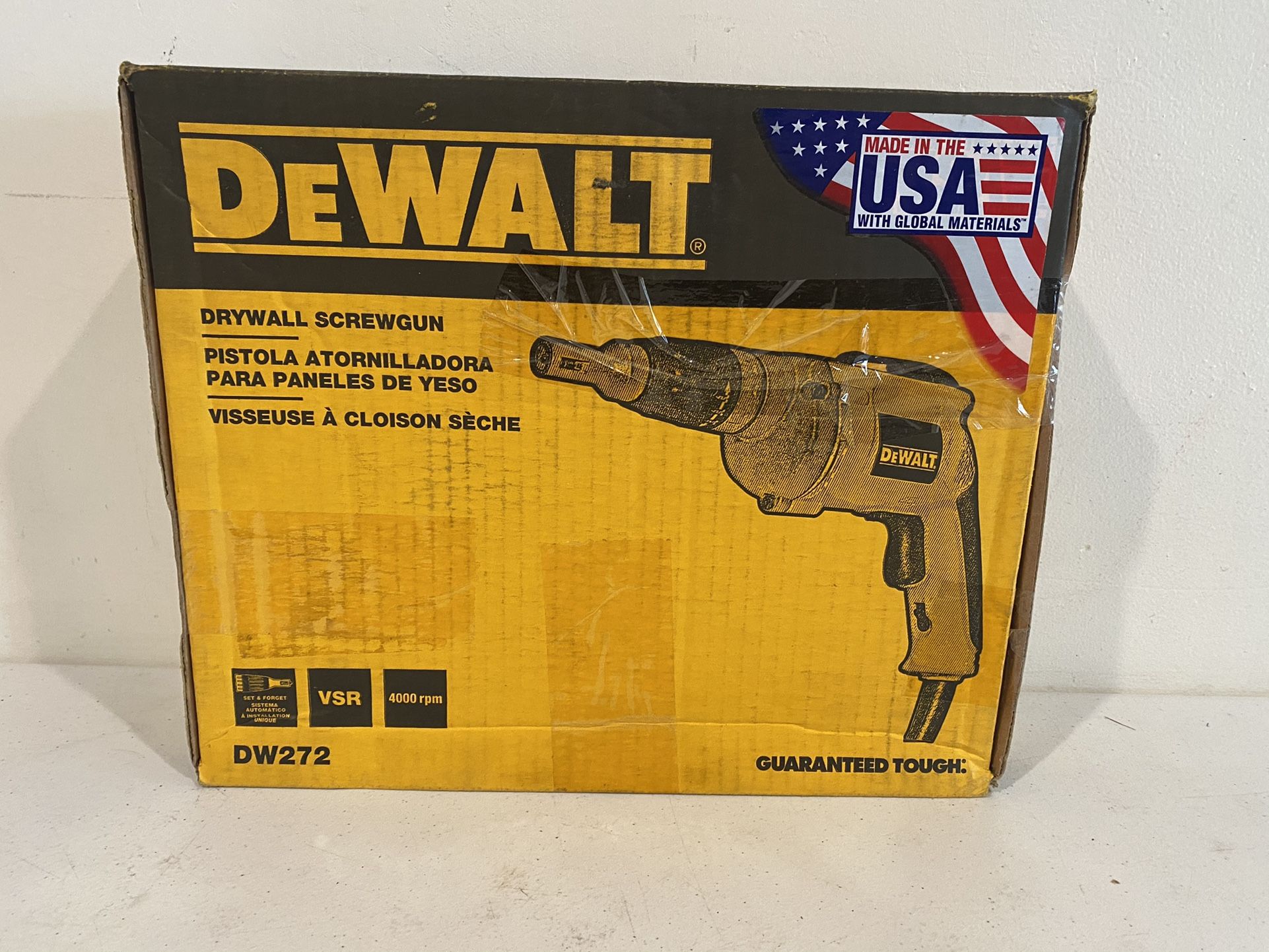 DEWALT 4000 RPM Variable Speed Reversible Drywall Screw Gun