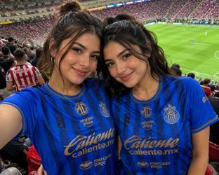 CHIVAS PRIDE SOCCER JERSEY!  NEW!!