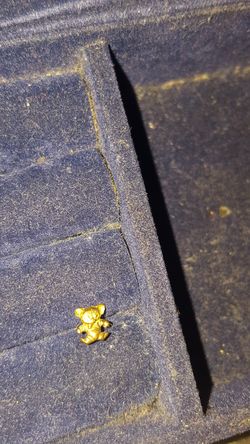 14k fingernail charm