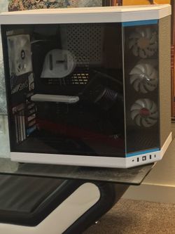 (Pc case) hyte y70