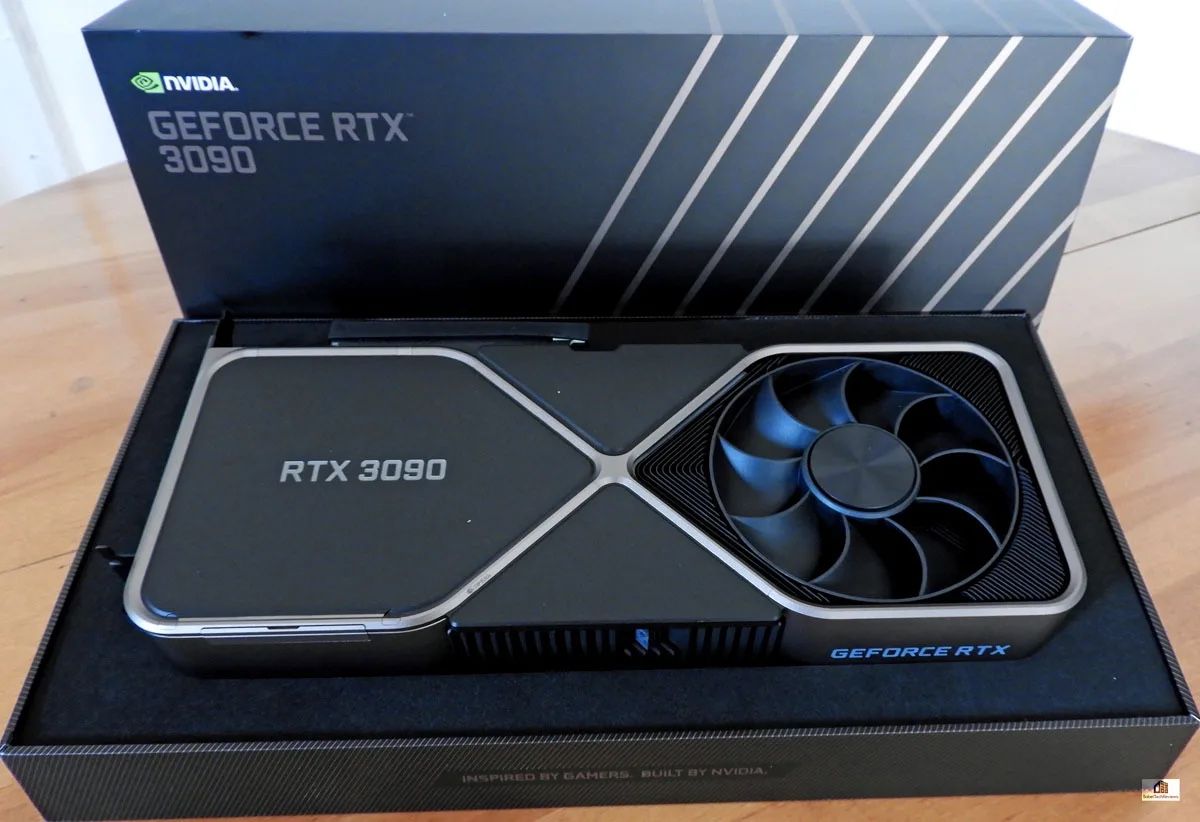 GeForce RTX 3090 Founders Edition (Used but amazing condition!)