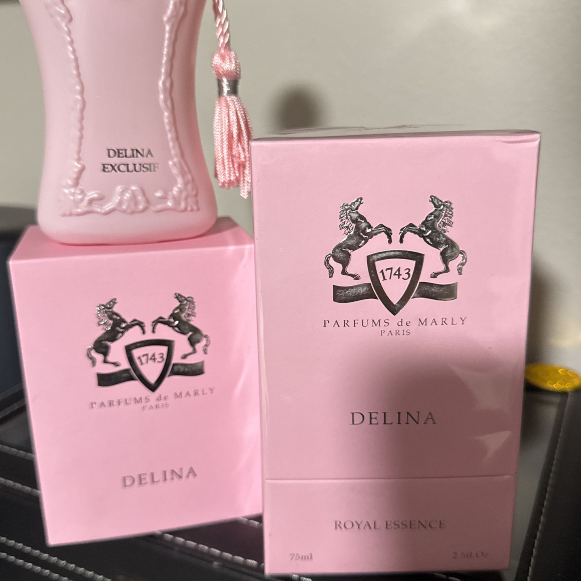 Delina exclusif