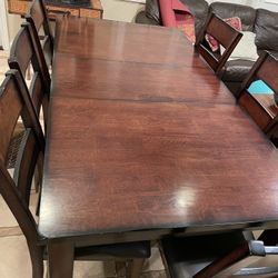Dining Table for 6 with Additional Leaf