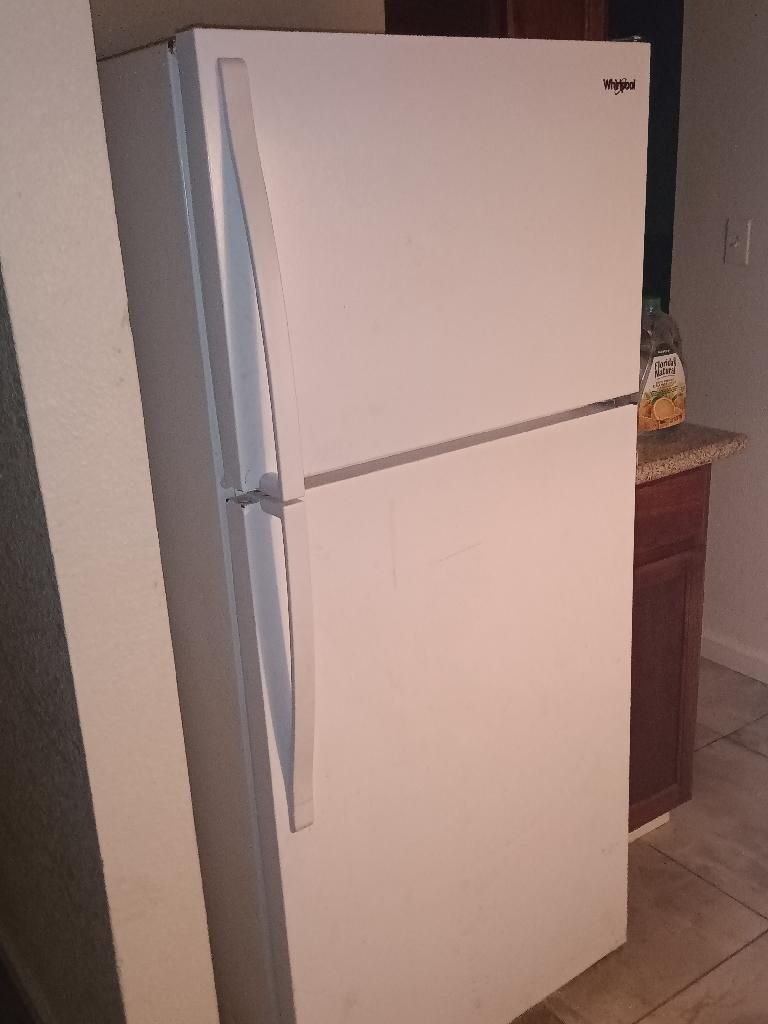 Whirlpool Fridge Good Condition