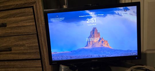 ASUS 21.5” Full HD Monitor w/ HDMI Cable - Tested Working