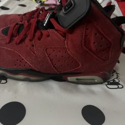 Jordan 6s Retro Varsity 