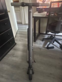 Electric scooter