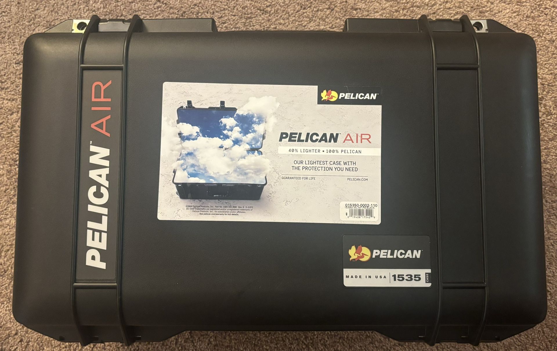 Pelican Color Case,Black 1535 Air case with TSA Locking latches & wheels