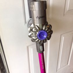 Dyson V6 Motörhead Cordless Vacuum $50