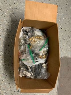 Free -  Garage Sale, eBay or Swamp-meet Items Bulk Sale  (Not Free)
