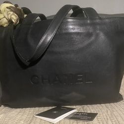 CHANEL CABAS BLACK LEATHER HAND BAG 