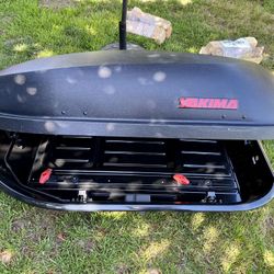 Yakima Rooftop Cargo Box