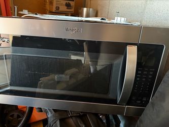 30” new Whirlpool Microwave