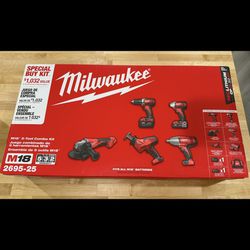 Milwaukee M18 Combo Kit (5-Tool) with 2-Batteries, Charger & Tool Bag