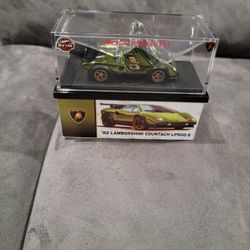 Hot Wheels RLC '82 Lamborghini Countach