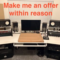 StudioDesk Pro Line S (White/Black) Desk Workstation [READ DESCRIPTION]