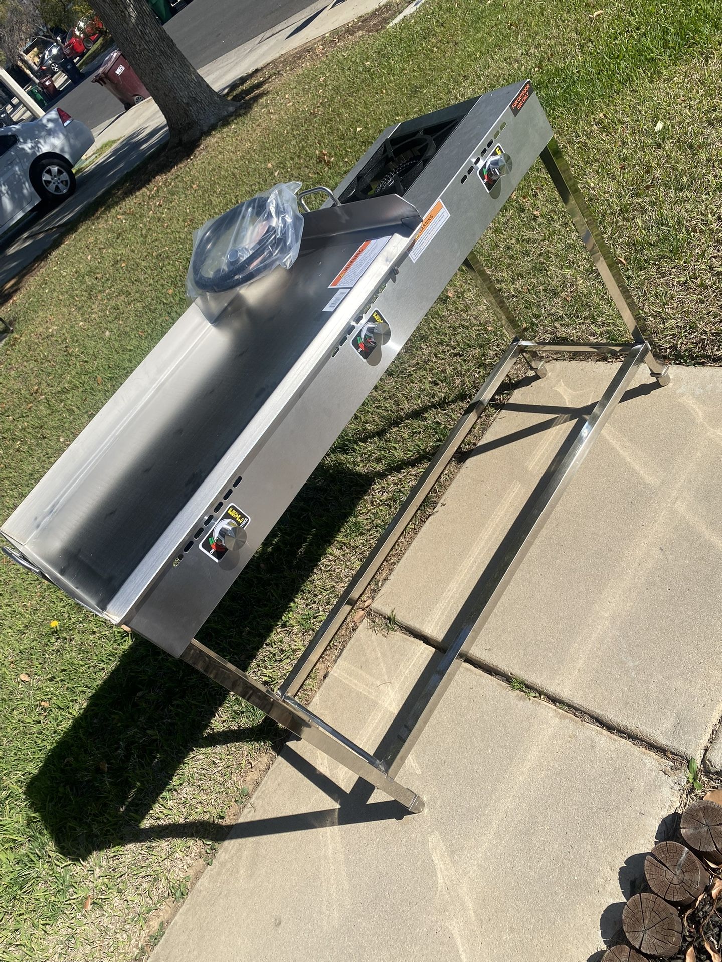 3 Burner With Plancha