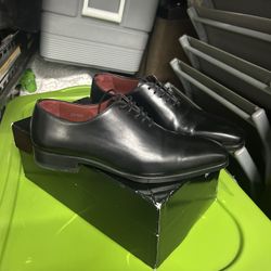 Magnanni Size 7 Run Large Fit 8 Used Only 1 Time