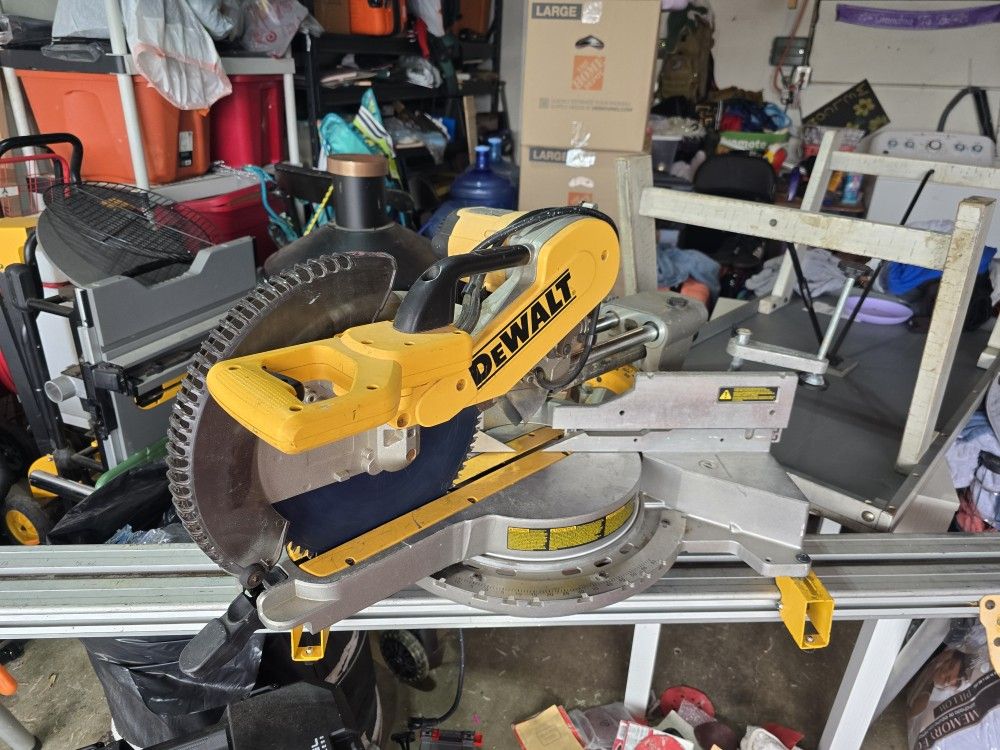 DeWalt Dual Bevel Chop Saw With Stand