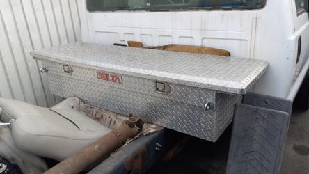 Tuck Tool Box