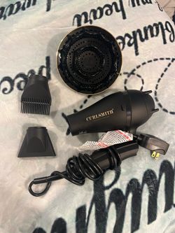 Curl smith Defrizzion travel edition dryer w/attachments